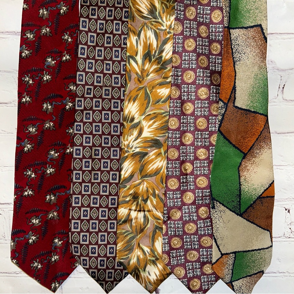 Lot of 5 designer ties - Dior, Missoni, Valentino,‎ Balmain, de la Renta